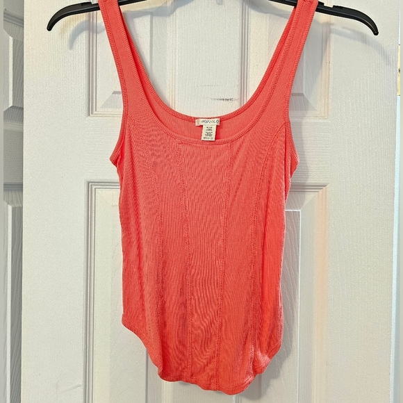 Bozzolo Vibrant Coral Tank Top - Picture 1 of 3